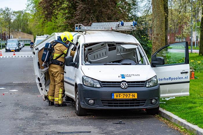 Gasfles in bestelbus ontploft