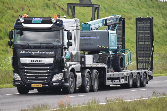 Dekker Hoogwerker Verhuur Harderwijk