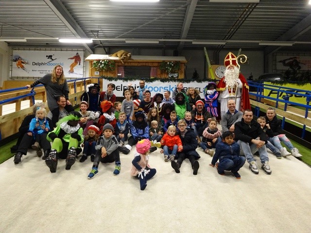 Sinterklaas op bezoek bij Delphindoorski Ermelo