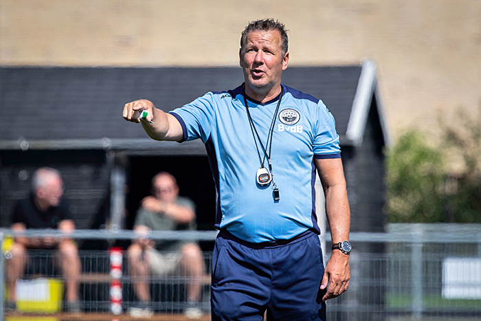 Bert van den Brink trainer Zwart Wit 63