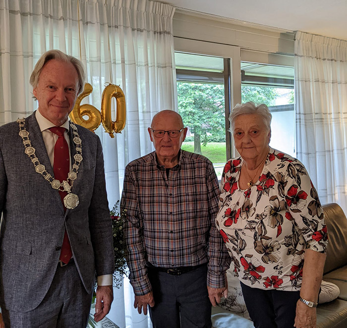 Bart en Miep Timmer 60 jaar getrouwd
