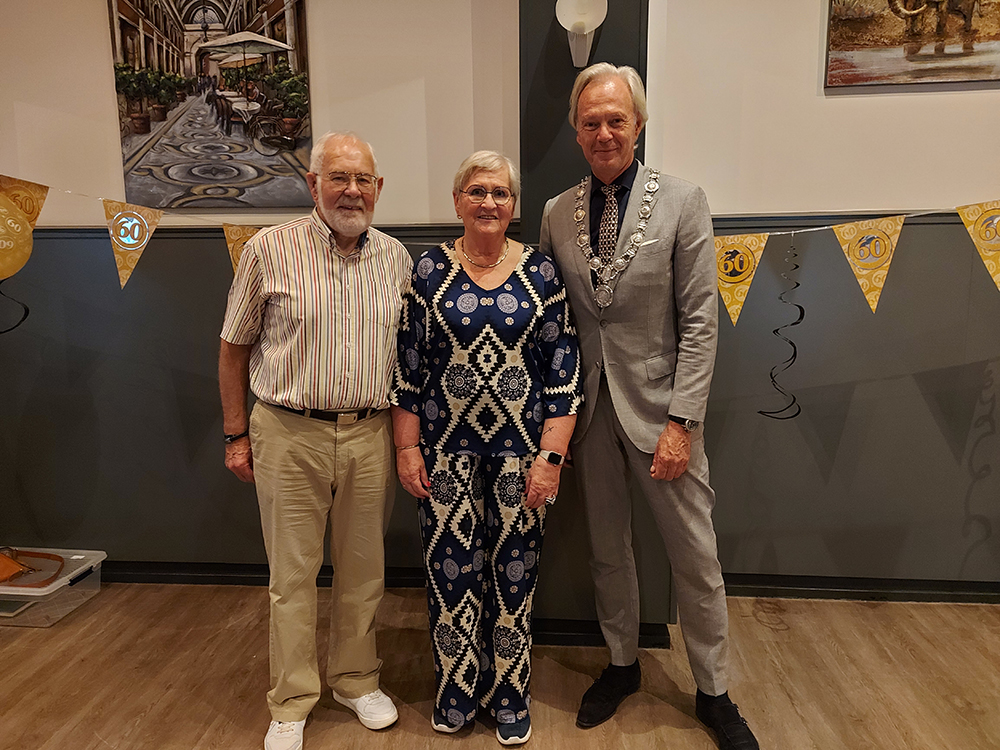 Ben en Didi Companjen 60 jaar getrouwd