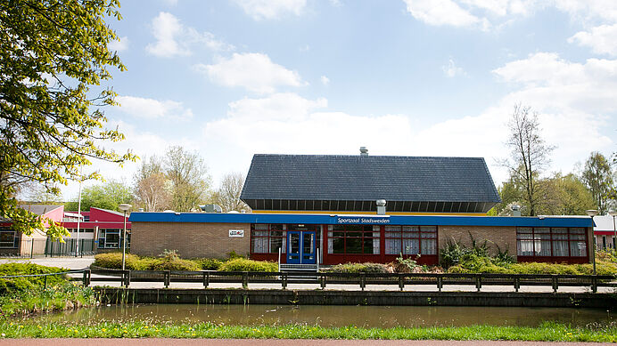 Sportzaal en school Stadsweiden
