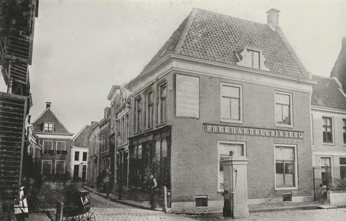 Boekbinderij fa Wuestman rond het jaar 1900 Harderwijk