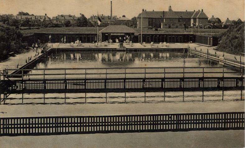 Zwembad de Sypel uit 1932 in Harderwijk