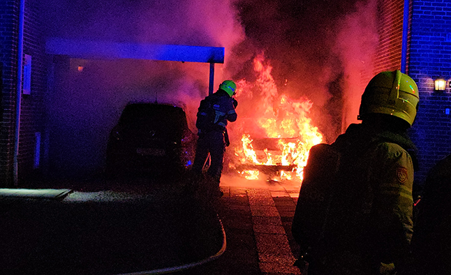 Brand auto Westerlaan Nunspeet