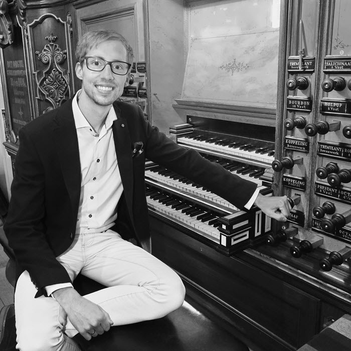 Gert van Hoef organist