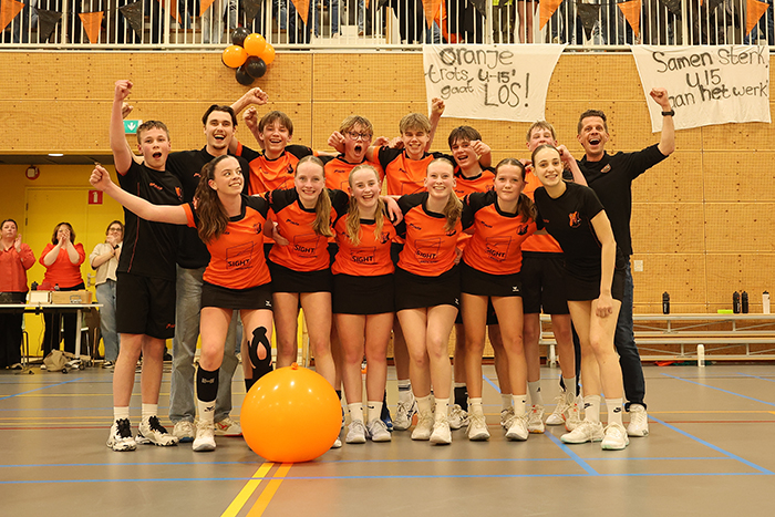 Unitas U15-1 voor de kwartfinale tegen MIA. (Korfbalfoto).