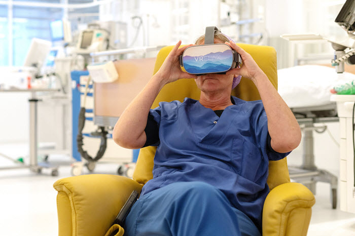 St Jansdal zet VR-bril in voor stressreductie bij zorgmedewerkers