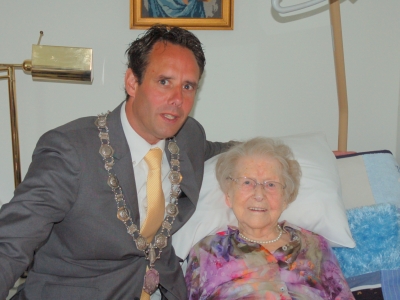 Een 104-jarige in Harderwijk