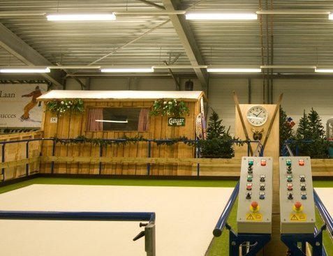 Opendag Delphindoorski indoorski en snowboard centrum Ermelo