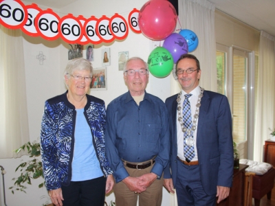 Echtpaar H. Lamain en G.R. Lamain-Alting viert hun 60-jarig huwelijksjubileum 