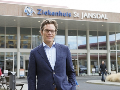 Voorzitter raad van bestuur Albert Arp van St Jansdal Harderwijk legt functie neer 