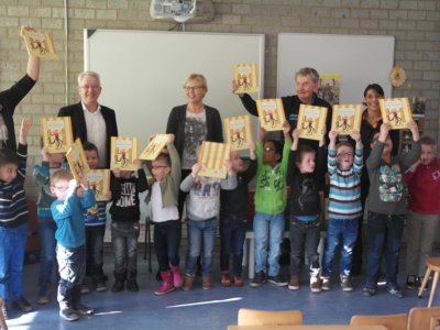 De Springplank Harderwijk ontvangt prentenboeken