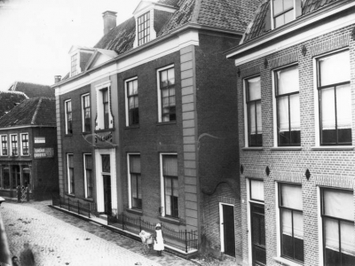 Herinner je je Harderwijk oude foto van de Donkerstraat nummer 4