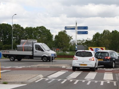 Ernstig verkeersongeluk met een meisje op de Newtonweg in Harderwijk