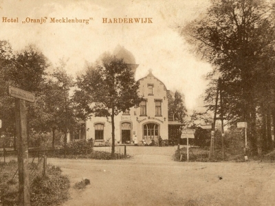 Herinner je je Harderwijk oude foto van Hotel Mecklenburg Harderwijk
