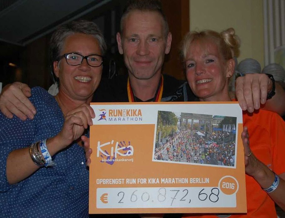 Wilfred en Hennie van de Groep lopen voor KIKA