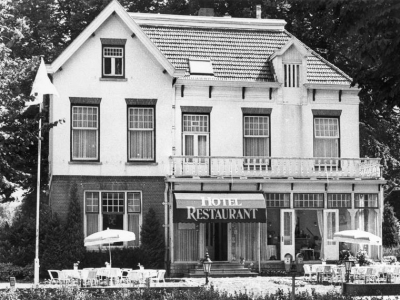 Herinner je je Harderwijk: oude foto van Hotel Restaurant de Koningshof