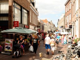 Zomermarkt in de binnenstad van Harderwijk