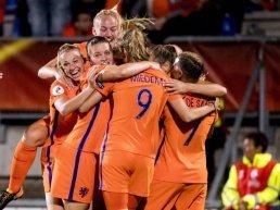 IJslandse dames terug naar huis. VVOG staat al klaar voor voetballers uit Spanje en Qatar