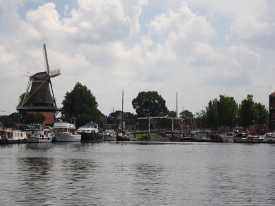 De nog aan te stellen extra havenmeesters van Harderwijk krijgen elektrische boot