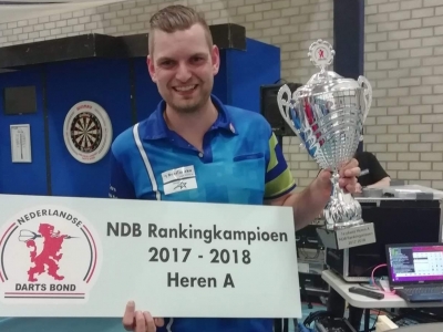 Darter Martijn Kleermaker (27) uit Hierden Nederlands kampioen