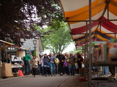Op zaterdag 19 mei is het weer zo ver: de jaarlijkse rommelmarkt in Hierden