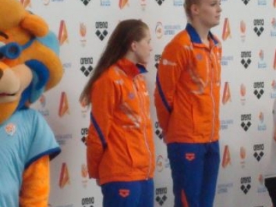 Vier Nederlandse zwemtitels voor Lisa Kruger