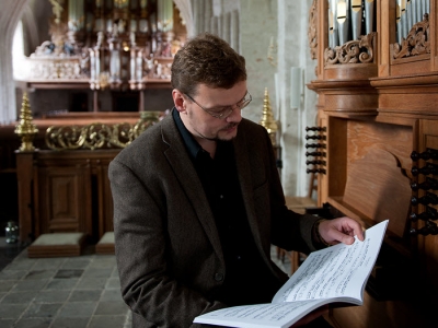 Sietze de Vries opent orgelserie op Bätz-orgel in Harderwijk