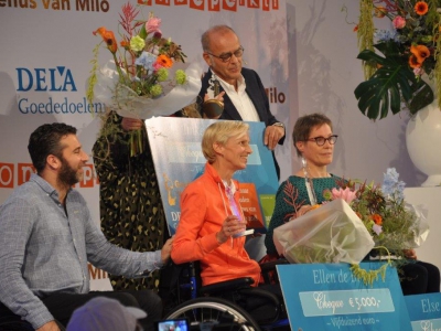 Ellen de Boer wint de 'Zilveren Venus van Milo'.