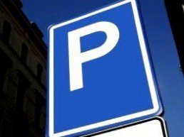 College houdt vast aan 2 uur gratis parkeren