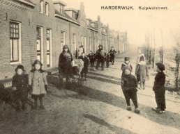 Herinner je je Harderwijk: Kuipwalstraat