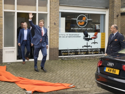Koning Willem-Alexander op bezoek in Harderwijk (foto's)