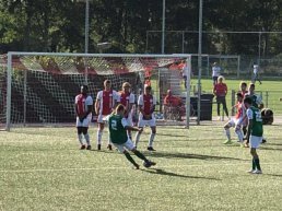 Veluwade: AJAX maat te groot voor pover VVOG (wedstrijdverslag)