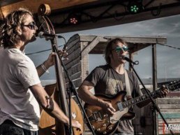 Zondag 25 augustus live muziek bij IJssalon Stientje in Hierden