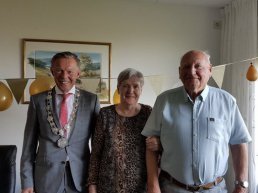 Bruidspaar Dirksen en Dirksen-Termaat 60 jaar getrouwd