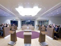 In de raadzaal in de debat gaan over een zelfgekozen onderwerp? DAT KAN!