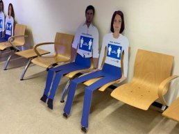 Kartonnen personen in ziekenhuis St.Jansdal Harderwijk