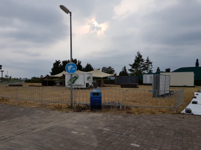 Harderwijkse kroegbazen starten pop-up terras naast Dolfinarium