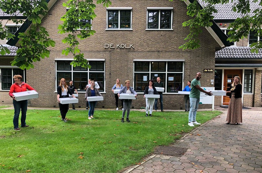 Tafelronde Harderwijk en restaurant Caert trakteren op dinerbox