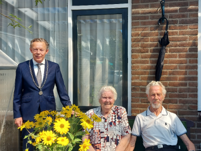 Echtpaar Burghout & De Laat uit Harderwijk 65 jaar getrouwd