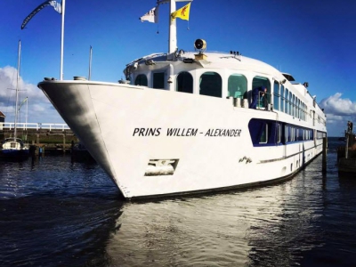 Bestel de smulbox en steun Vakantieschip Prins Willem-Alexander