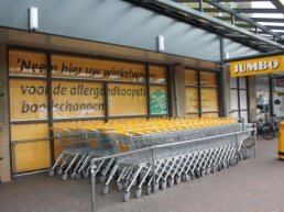 Super plaatst lunchkraampje voor scholieren