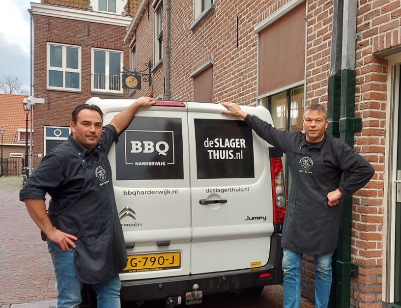 Deslagerthuis en BBQ Harderwijk beginnen VleesKado Harderwijk: ‘altijd lekker en vooral ook nuttig’