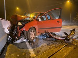 Ongeval met drie auto's op de N302 in Harderwijk