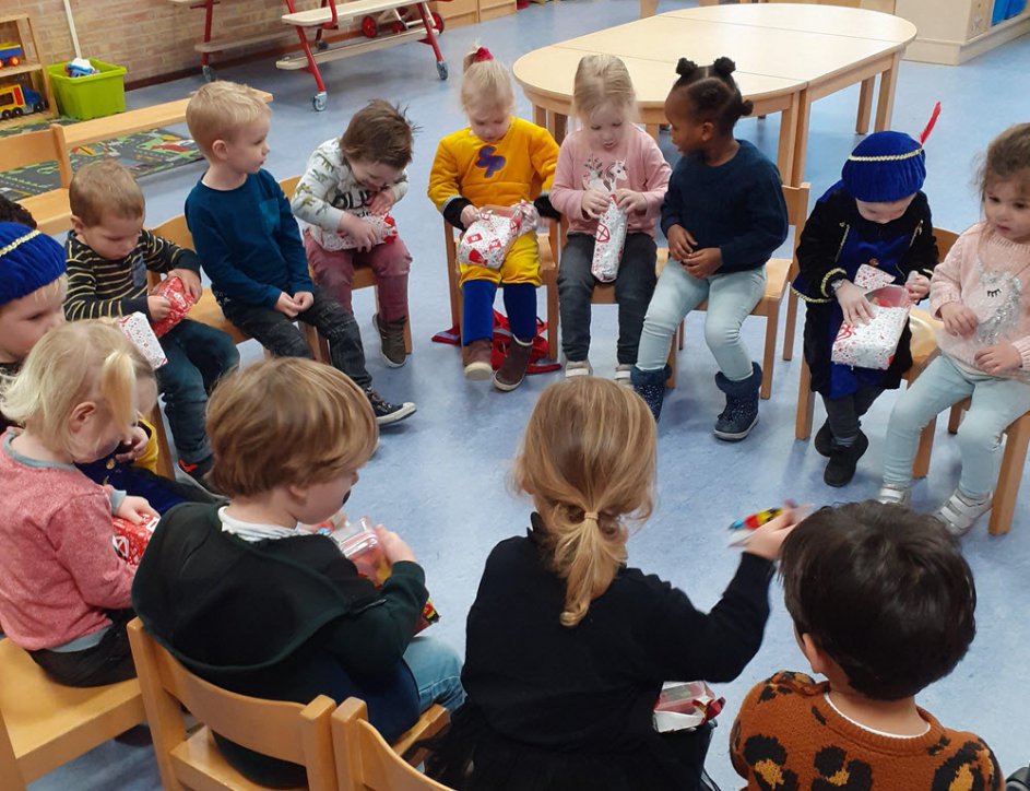 Sinterklaasviering bij peuterspeelzalen SKH