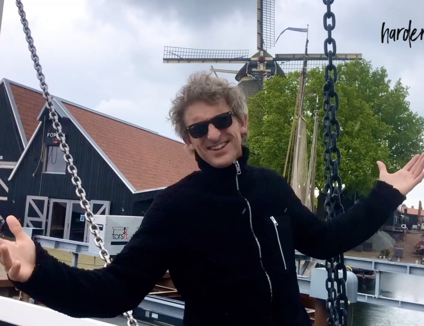 Speelman & Speelman schrijven samen met alle Harderwijkers het Harderwijkse Gelukslied