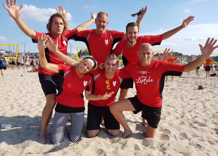 cafe_de_liefde_volleybal_toernooi_horeca_harderwijk_-_kopie.JPG