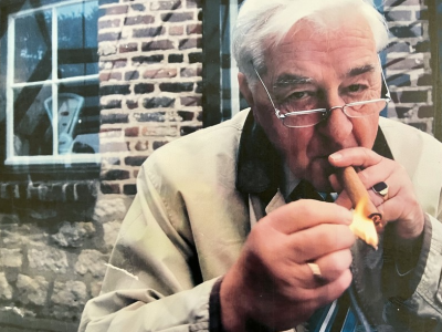 Markante Harderwijker Henk van der Veer (87) overleden